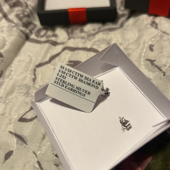 Set of 3 Diamond Pieces - Picture 5 of 7